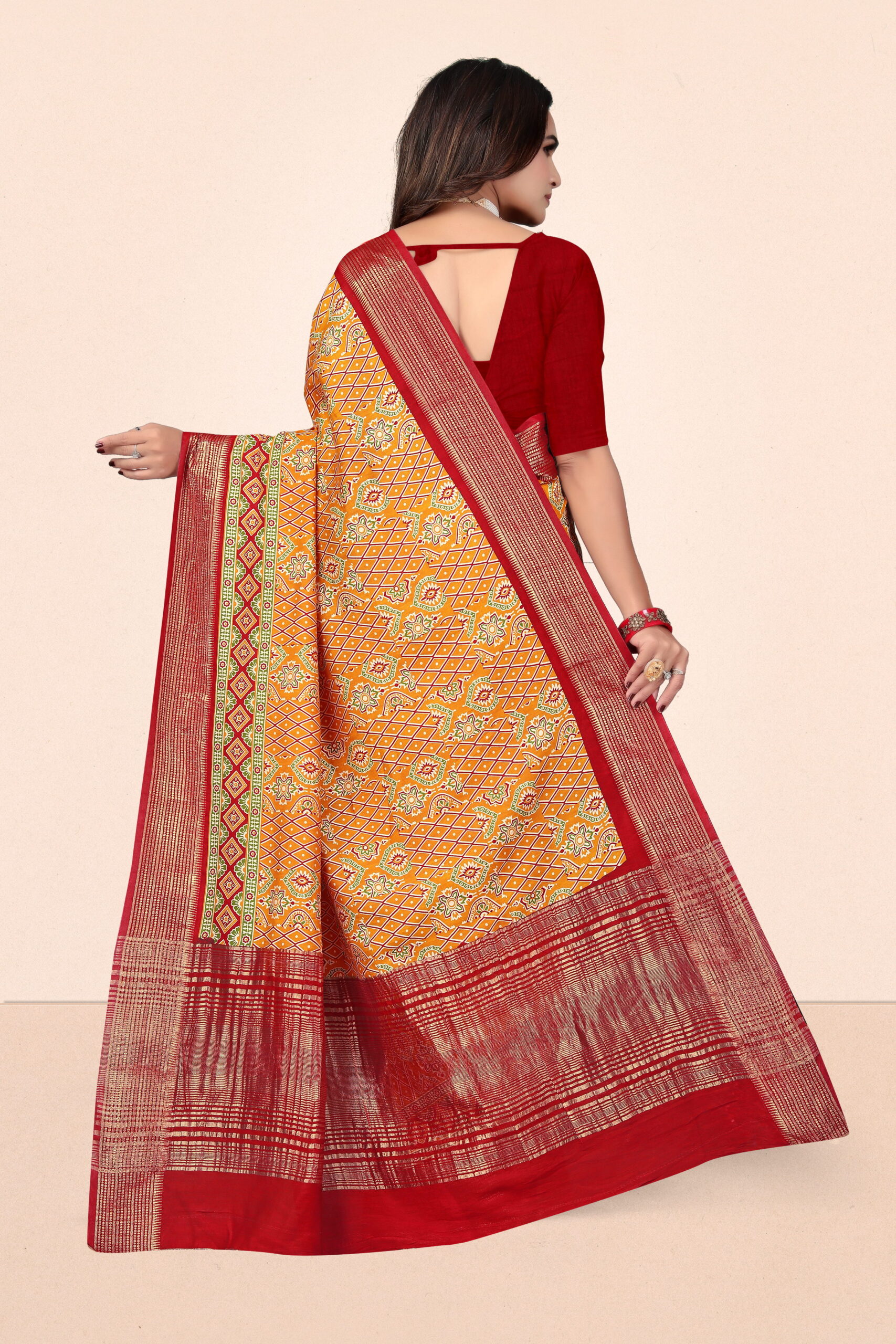 Printed Viscose Muslin Saree in Mustard Yellow & Maroon with Chit Pallu - Image 3