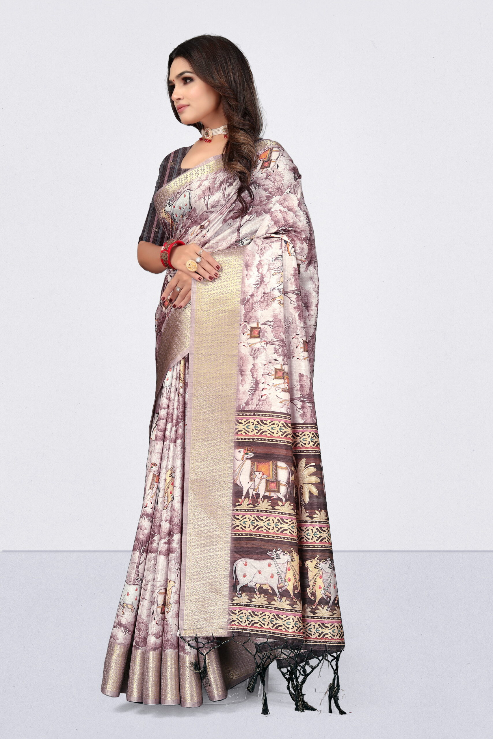 Russian Digital Print Saree in Mauve & Black with Ethnic Cow Motif Pallu - Image 2