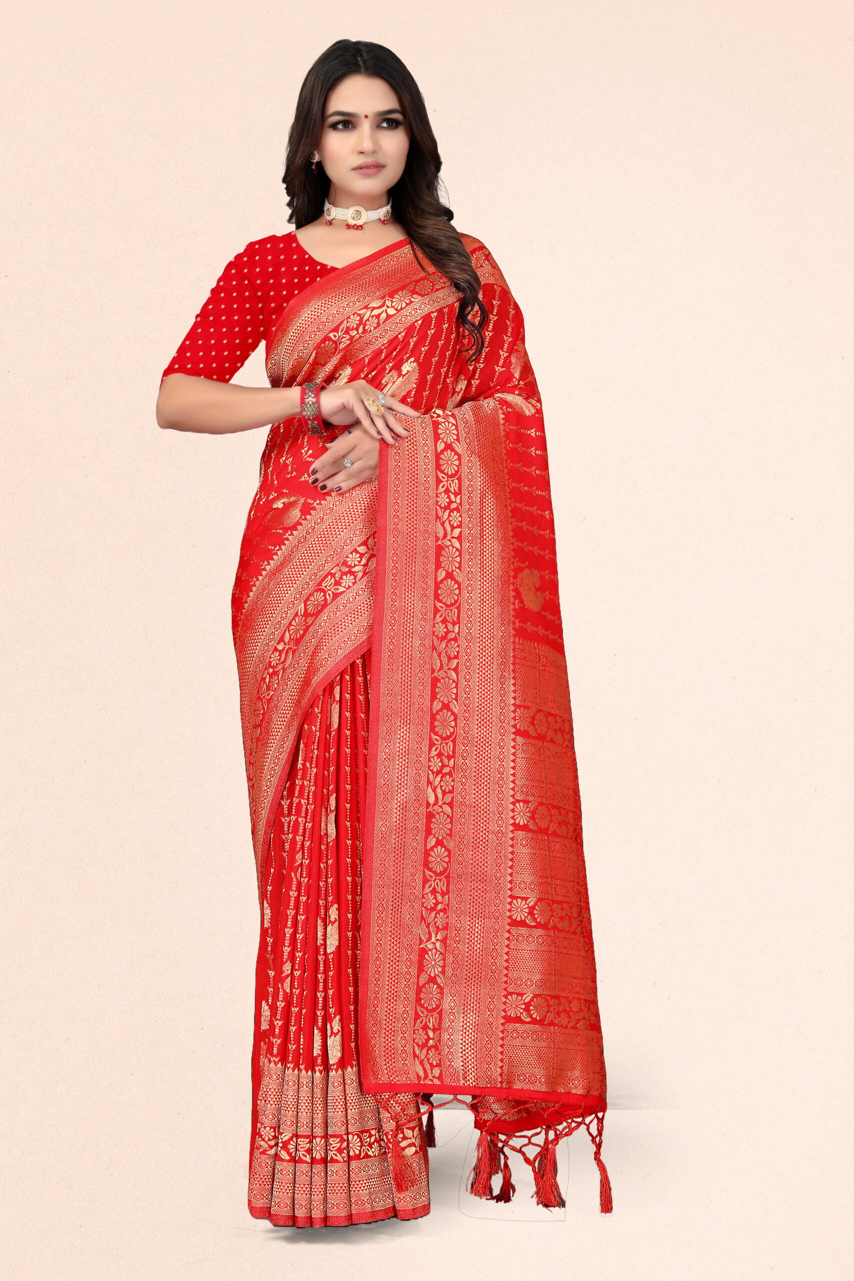 Crepe Georgette Saree in Classic Red with Rich Golden Zari Woven Pallu - Image 2