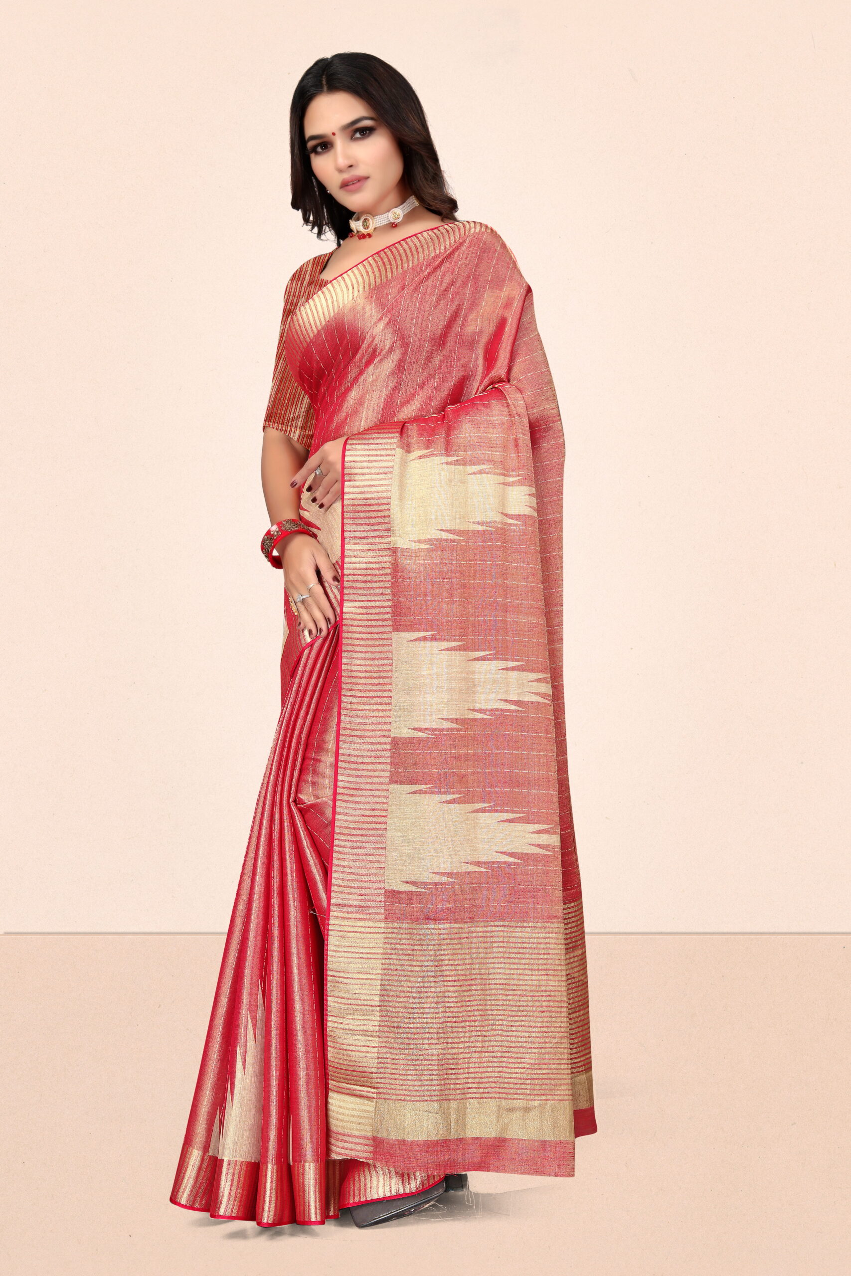 Linen Jari Tissue Saree in Coral Red with Golden Geometric Pallu - Image 3