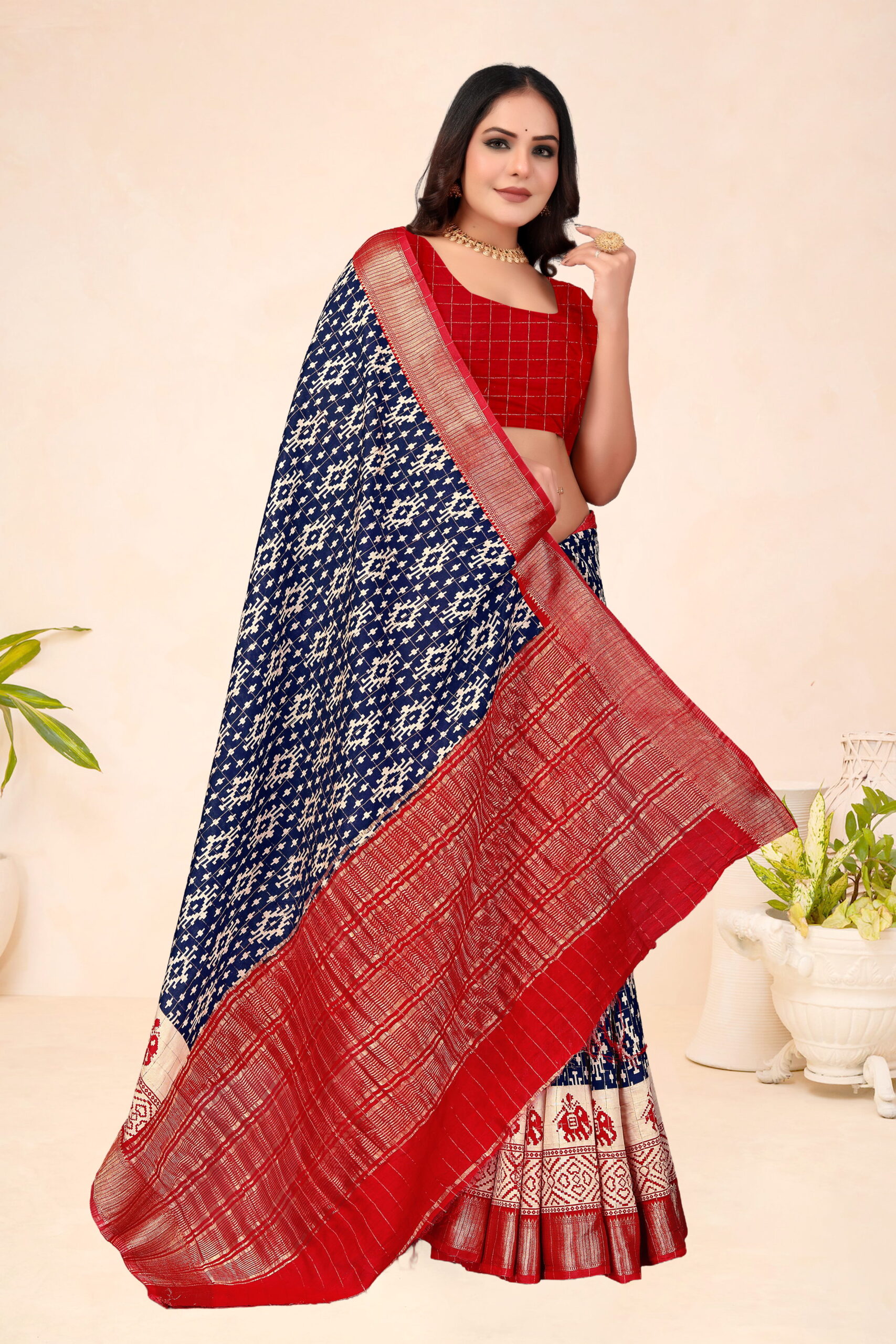Viscose Muslin Chex Saree with Red Chit Pallu & Ikat Pattern – Navy Blue - Image 2